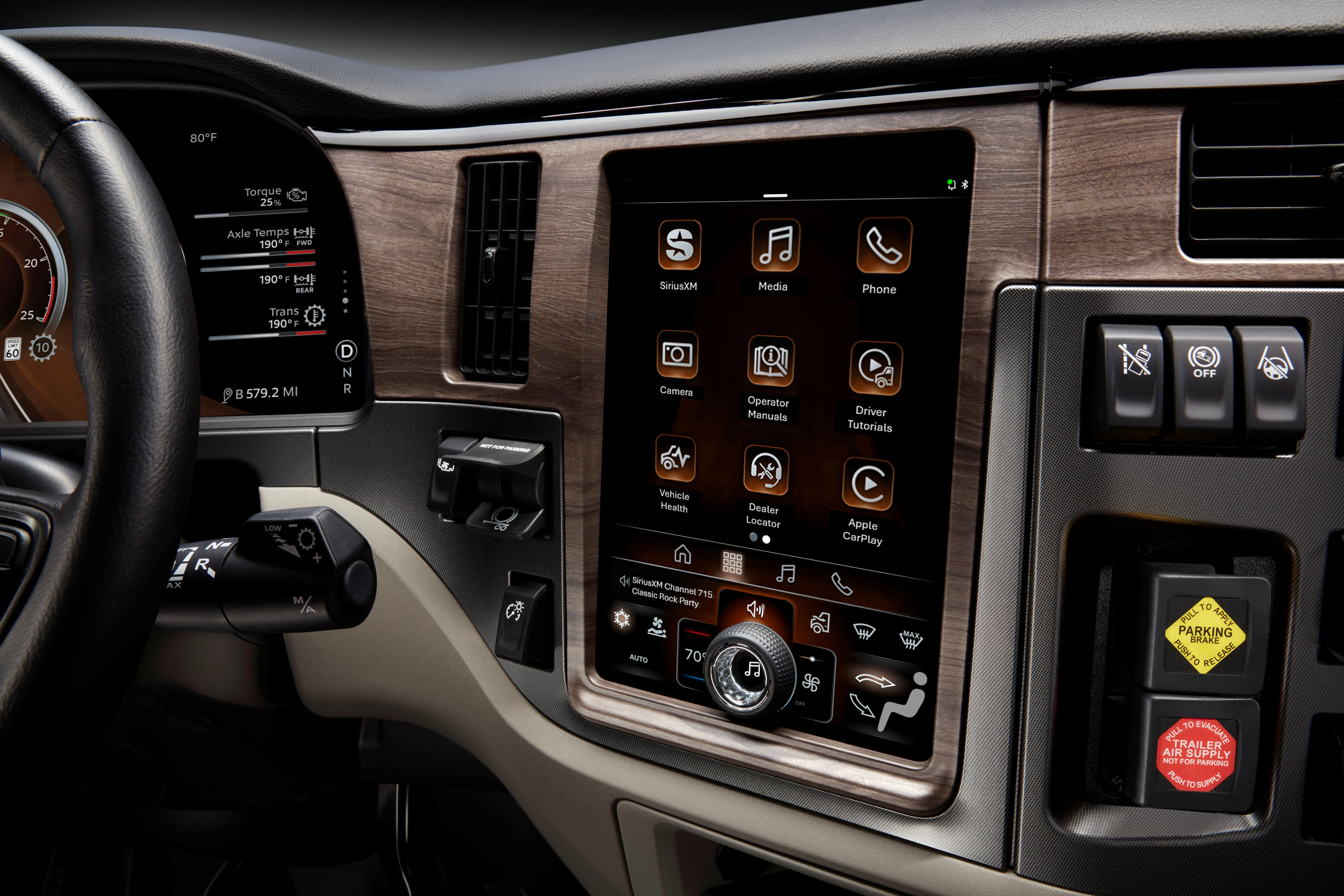 Closeup of PACCAR Connect display on a Model 579